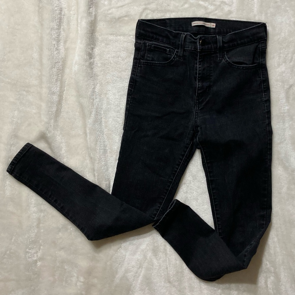Levi’s 720 High Rise Super Skinny Jeans | Women’s Size 28”